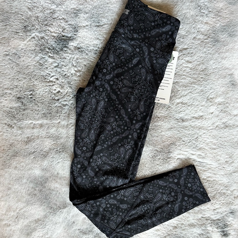 🎀NEW PINK SPORTS LEGGING - sz XS